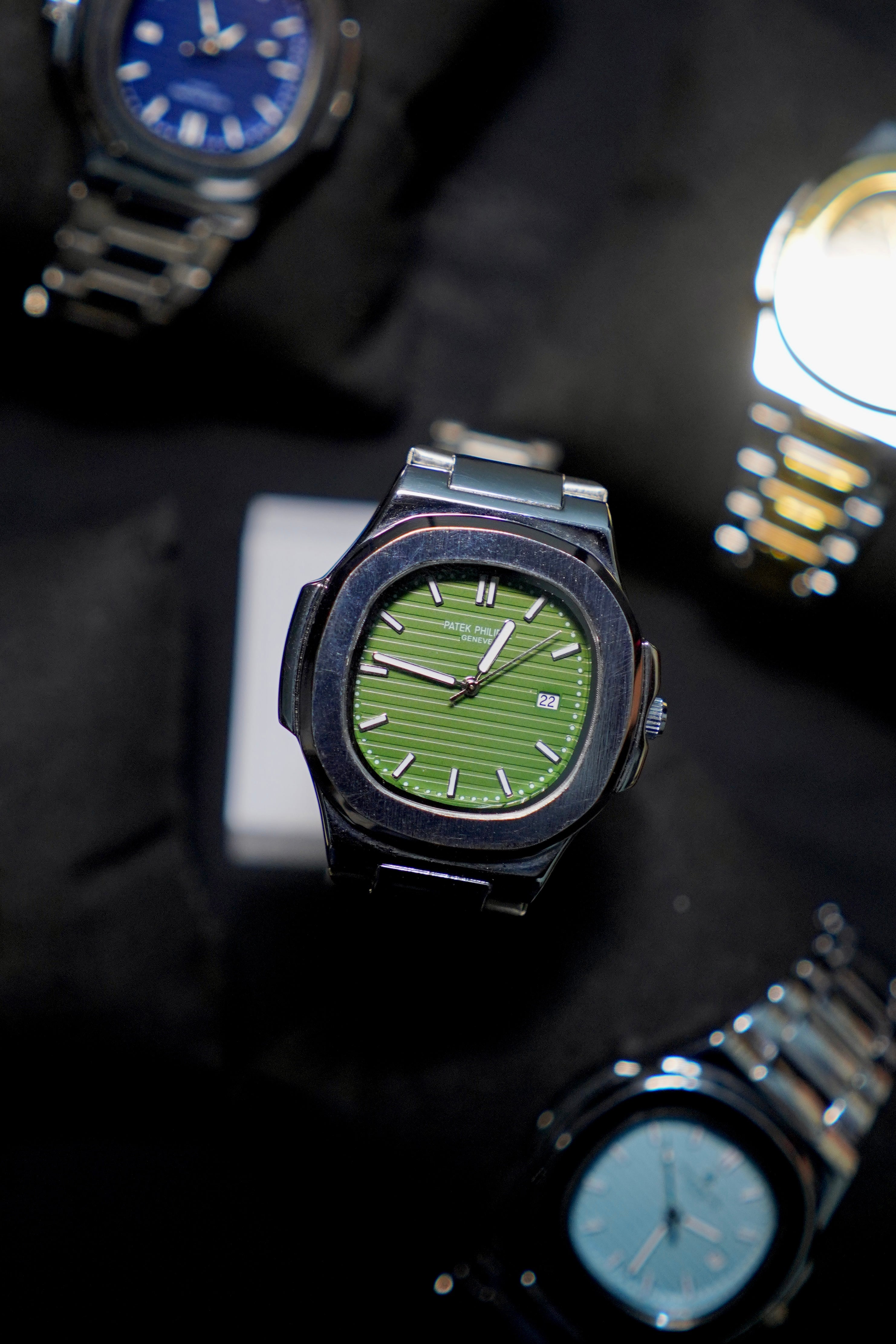 PATEK PHIL (Green Dial)
